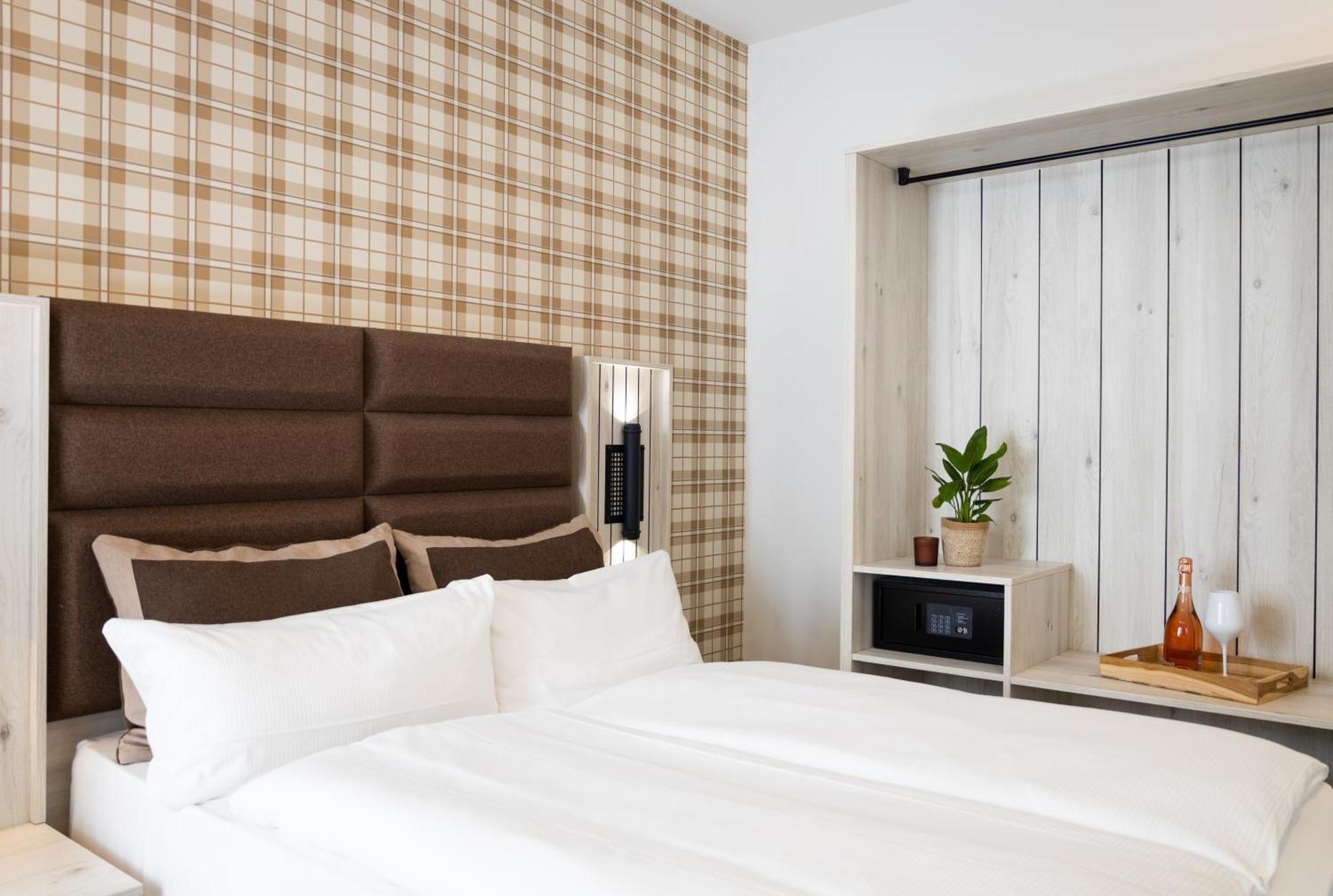 Hotel Innception Cologne Exterior photo