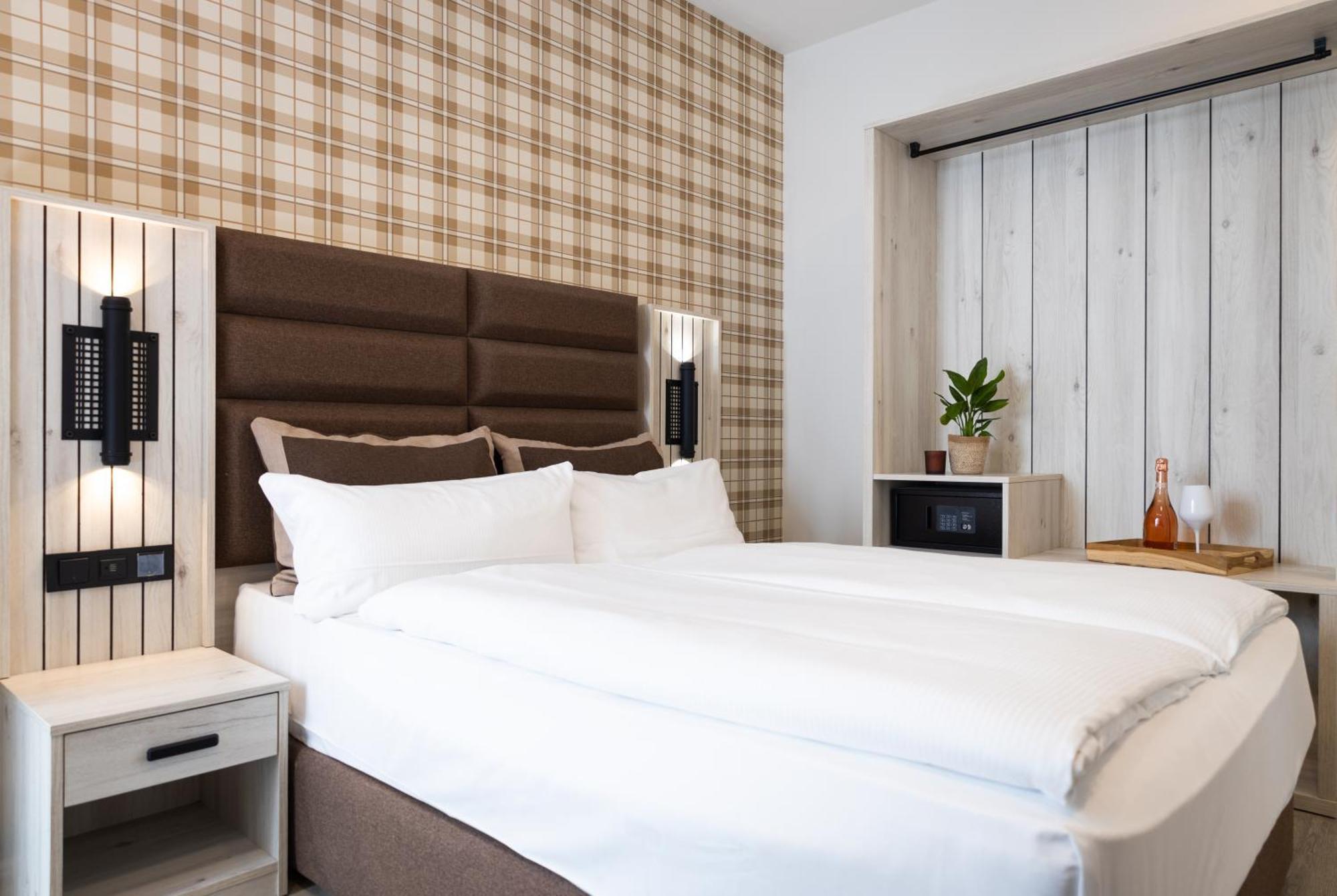 Hotel Innception Cologne Exterior photo